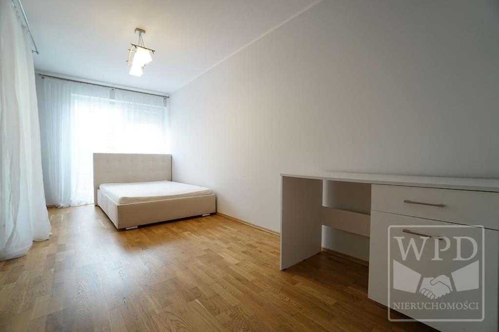 Big Apartment - Old Town - 3 Rooms - Private Parking Breslau Exterior foto